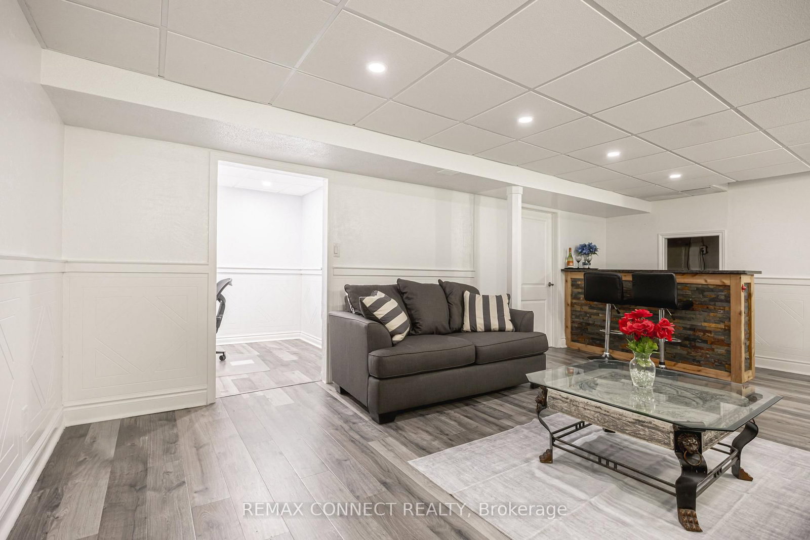 32 Harland Crescent - Photo 30