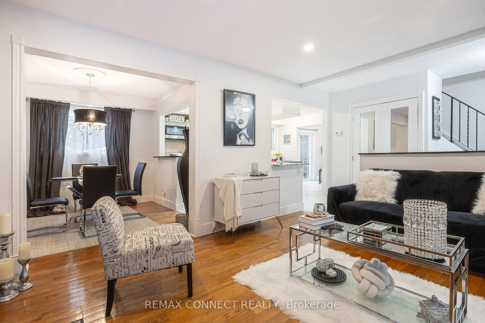 32 Harland Crescent - Photo 9