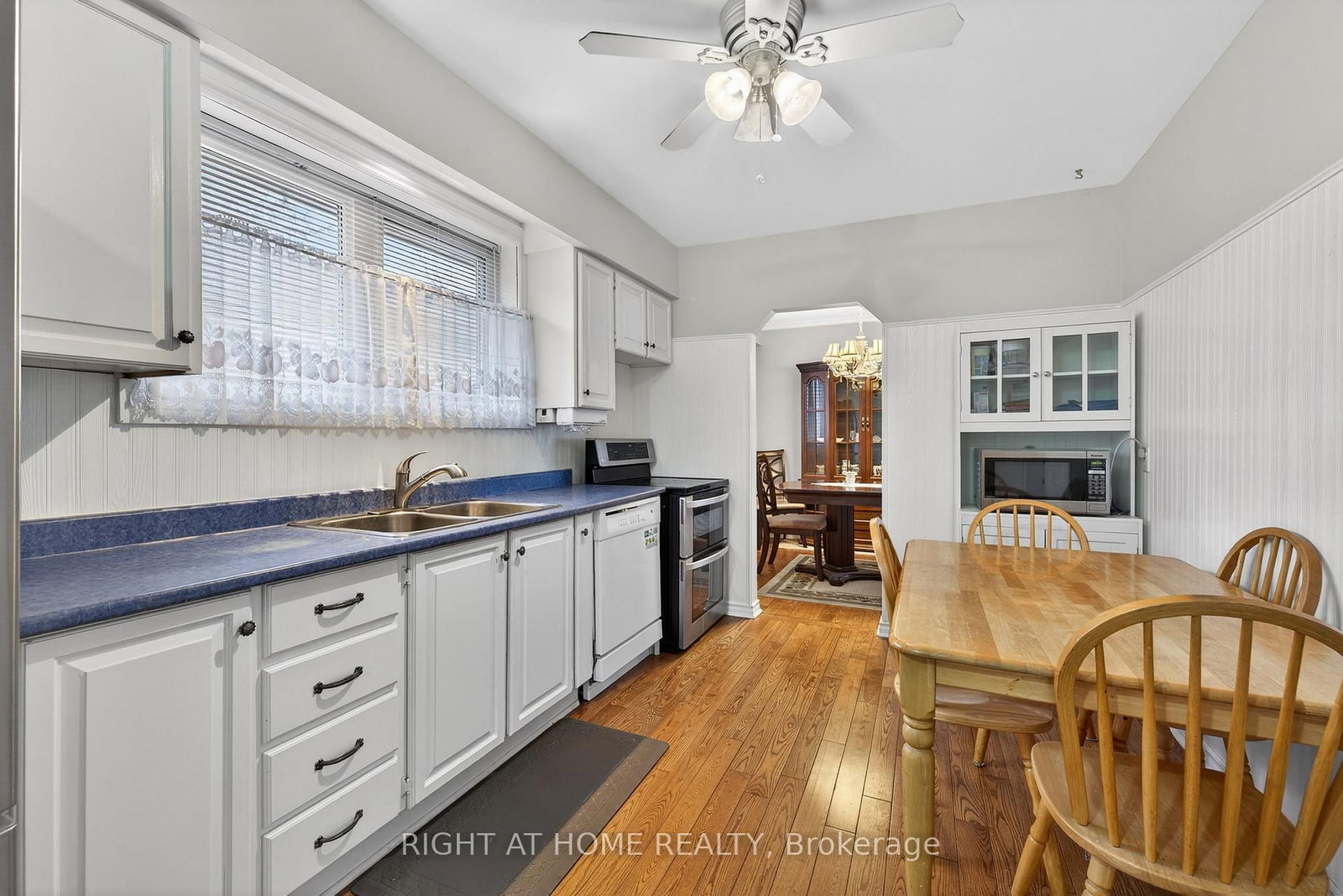 Detached House for sale at 71 Banmoor Boulevard, Toronto, Ontario, M1J 2Z4 - Woburn - MLS: E12961388