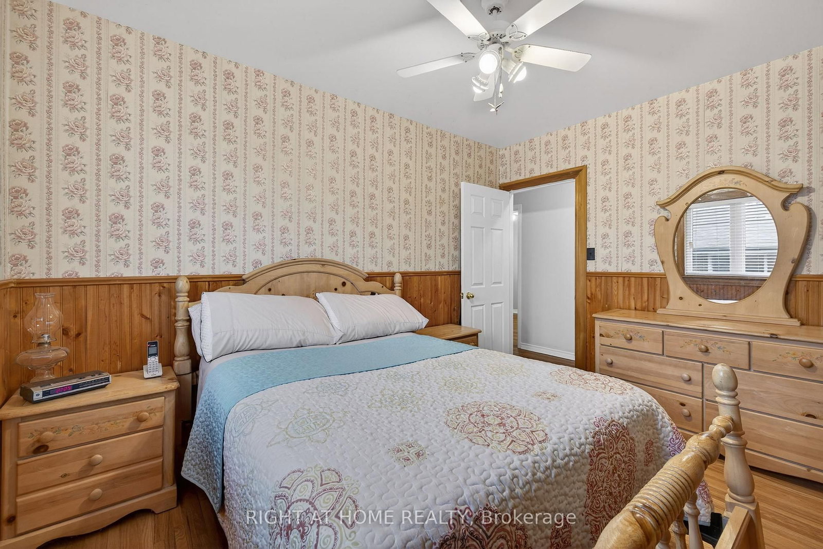 Detached House for sale at 71 Banmoor Boulevard, Toronto, Ontario, M1J 2Z4 - Woburn - MLS: E12961388