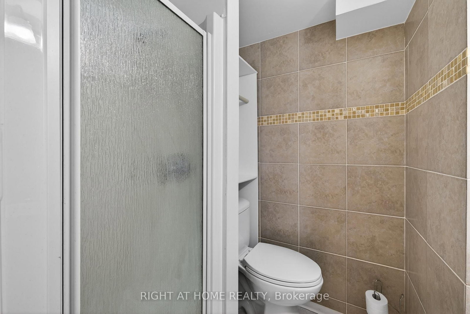 Detached House for sale at 71 Banmoor Boulevard, Toronto, Ontario, M1J 2Z4 - Woburn - MLS: E12961388