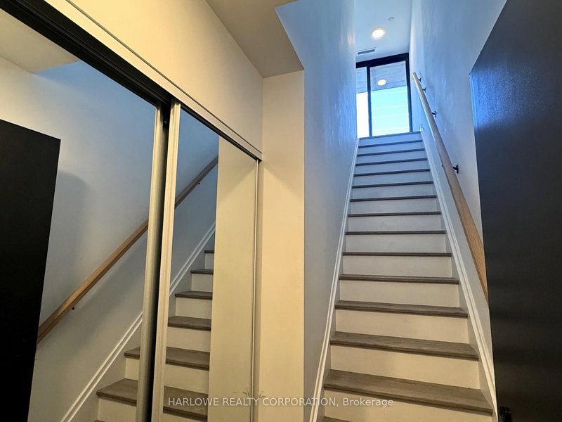 126 B - 1604 Charles St, Whitby, L1N 1B9 | Image 2