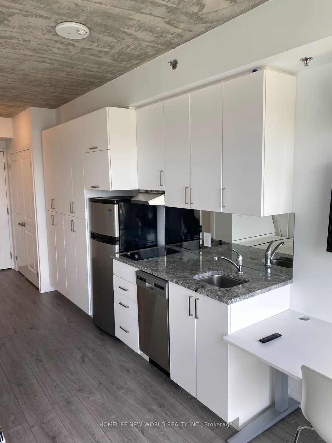 1900 Simcoe Street N, Unit 416 - Photo 25