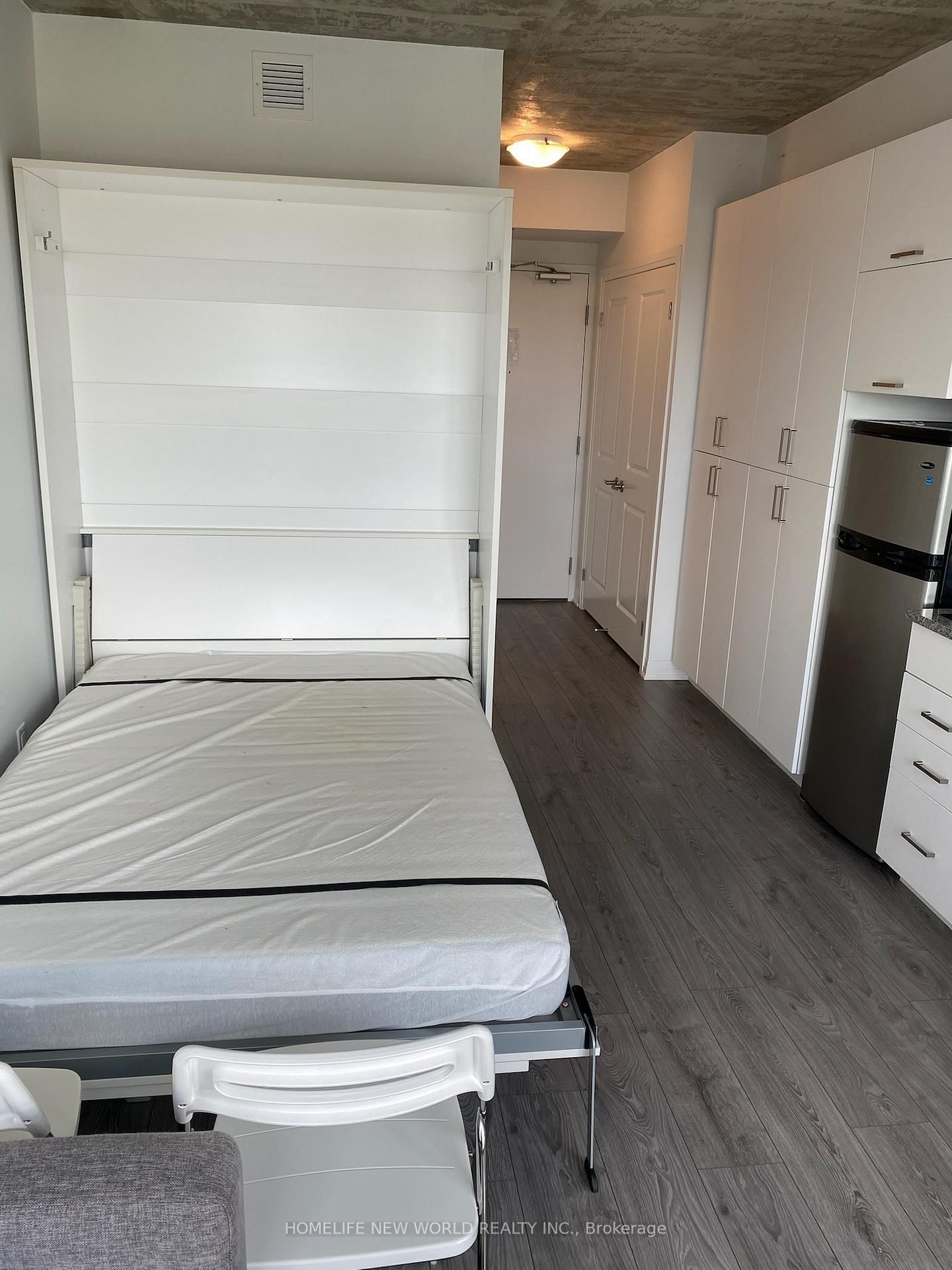 1900 Simcoe Street N, Unit 416 - Photo 7