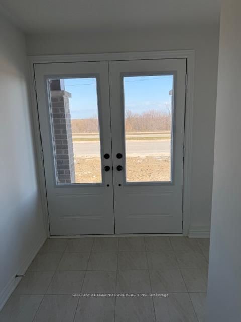 2906 Peter Matthews Dr, Pickering, L1V 2P8 | Image 2