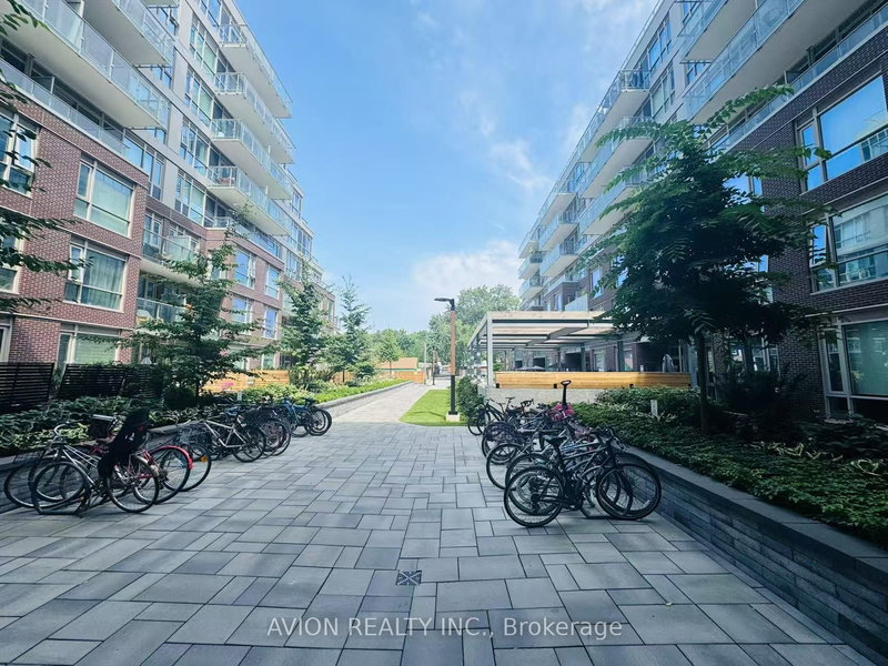 545 - 150 Logan Ave, Toronto, M4M 0E4 | Image 3