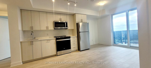 724 - 2545 Simcoe Street N N