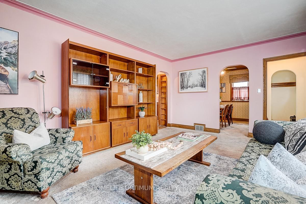 Detached House for sale at 16 Ayre Point Road, Toronto, Ontario, M1M 1G5 - Cliffcrest - MLS: E12962638