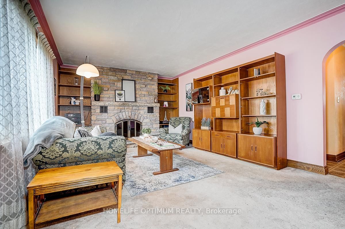 Detached House for sale at 16 Ayre Point Road, Toronto, Ontario, M1M 1G5 - Cliffcrest - MLS: E12962638