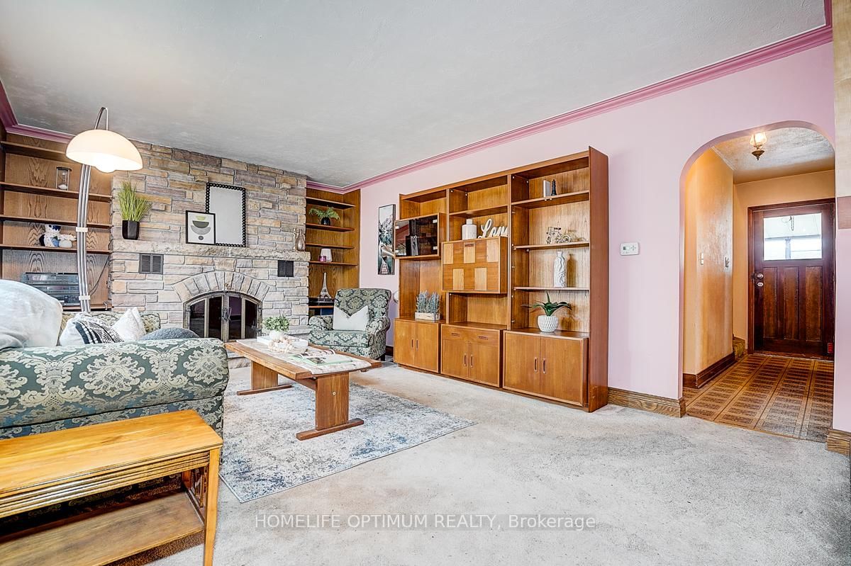 Detached House for sale at 16 Ayre Point Road, Toronto, Ontario, M1M 1G5 - Cliffcrest - MLS: E12962638