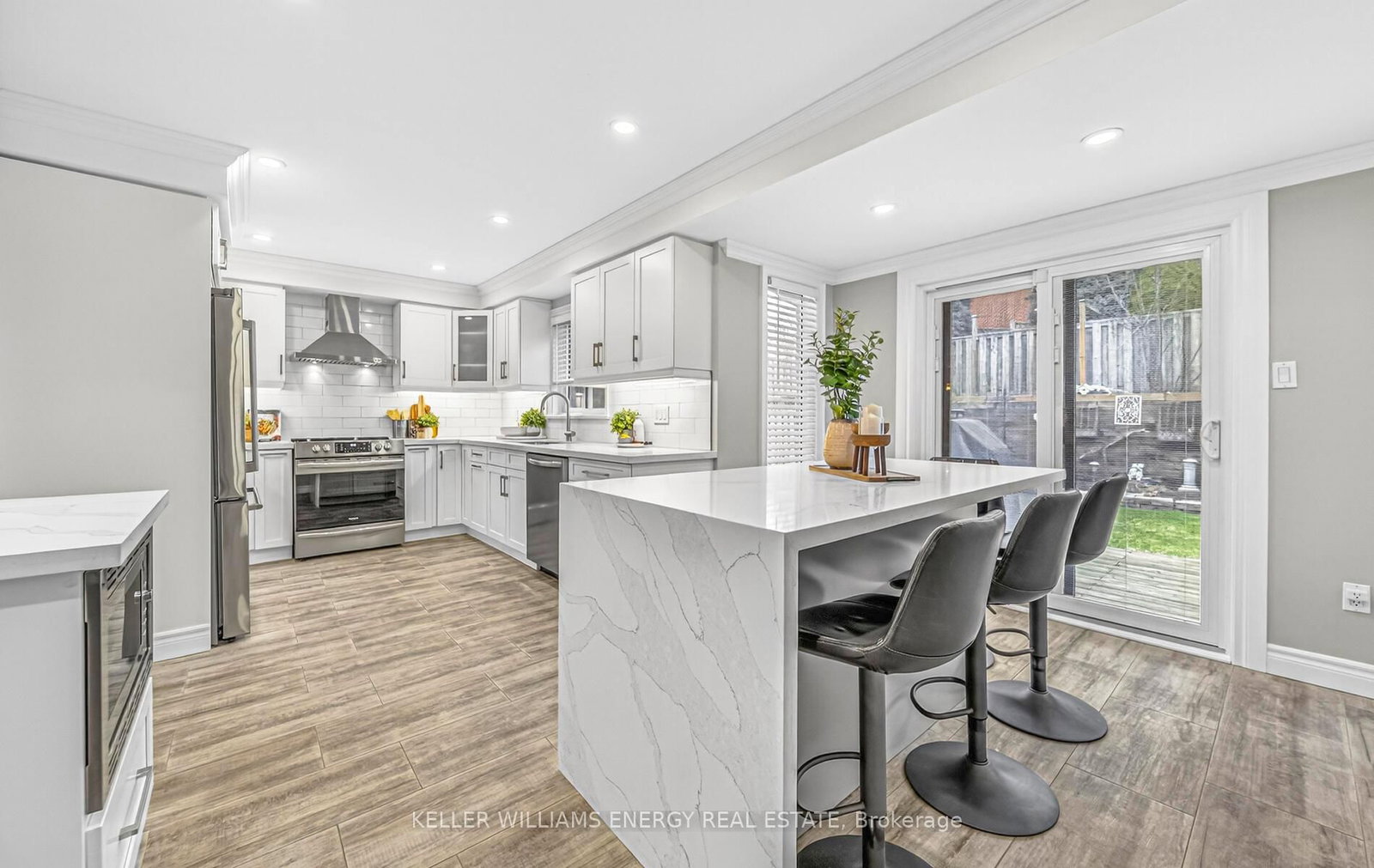 Detached House for sale at 55 Long Drive, Whitby, Ontario, L1N 8E5 - Blue Grass Meadows - MLS: E12962774