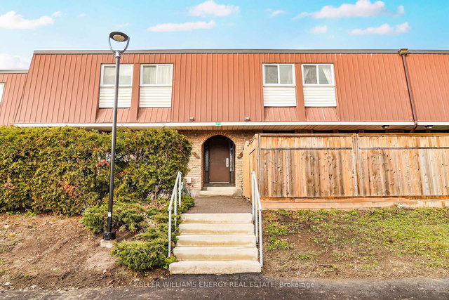 39 - 1333 Mary Street N