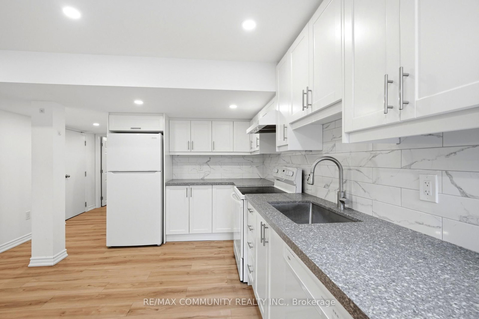 39 Carter-Bennett Drive, Unit Lower - Photo 10