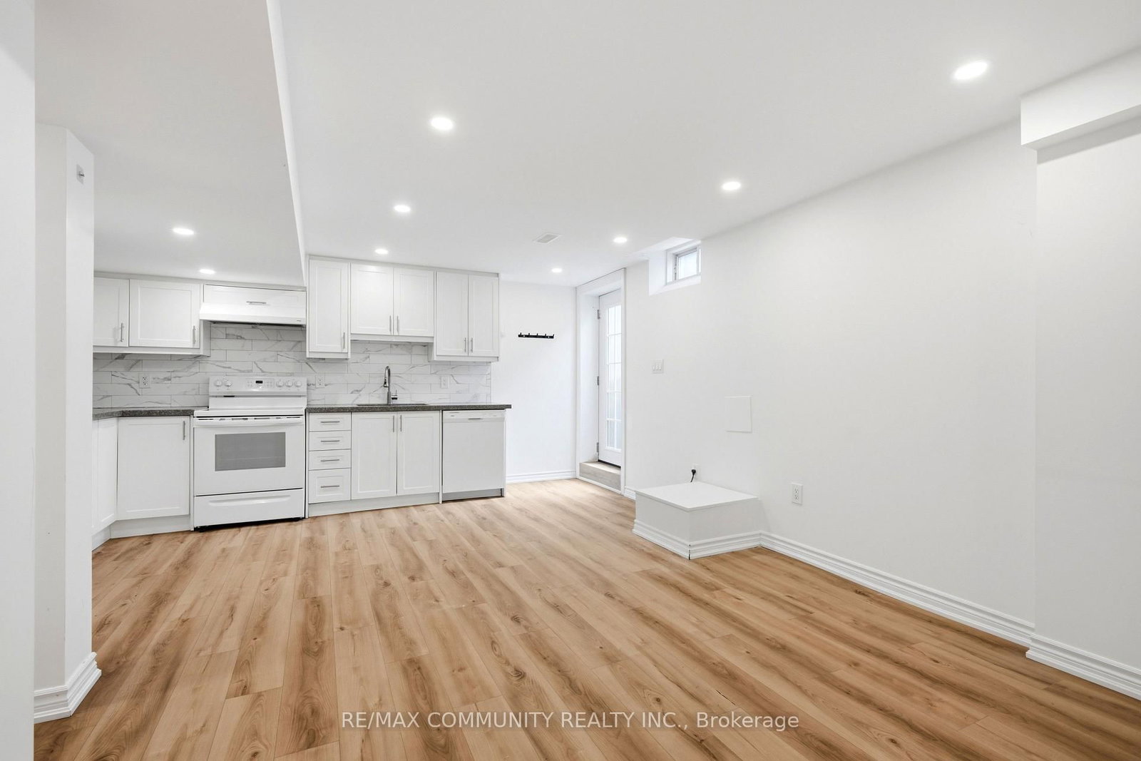 39 Carter-Bennett Drive, Unit Lower - Photo 7