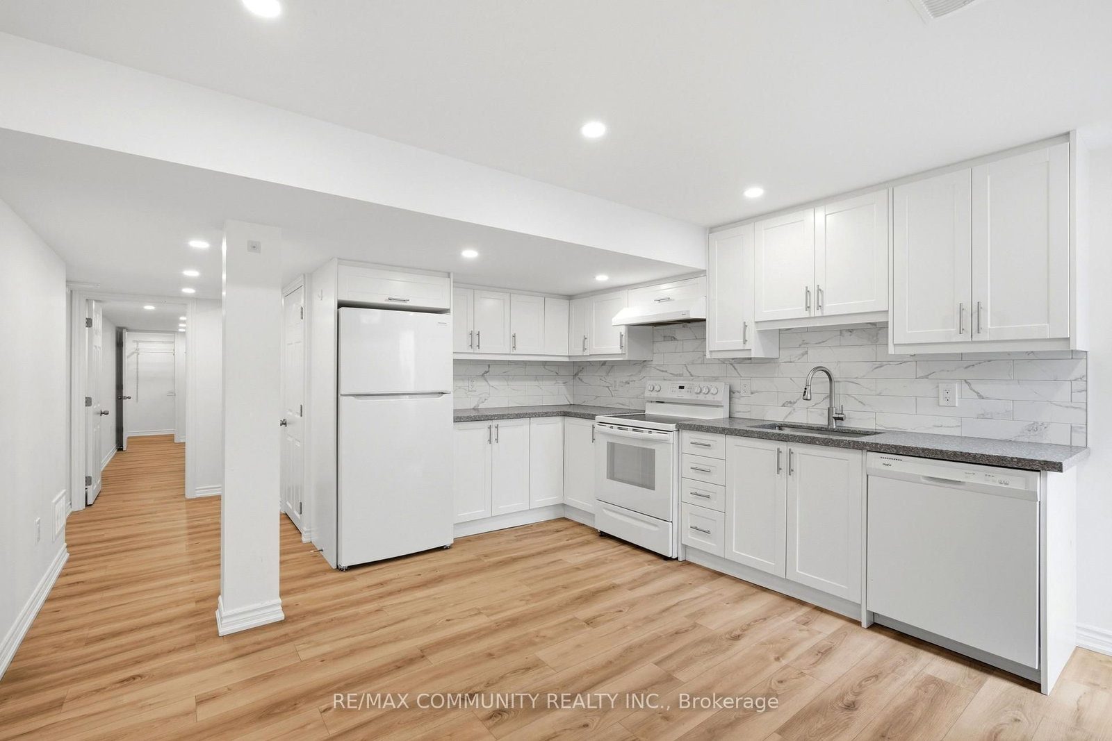 39 Carter-Bennett Drive, Unit Lower - Photo 9