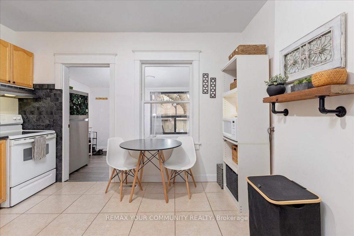 Semi-Detached House for sale at 917 Broadview Avenue, Toronto, Ontario, M4K 2R2 - Playter Estates-Danforth - MLS: E12963330