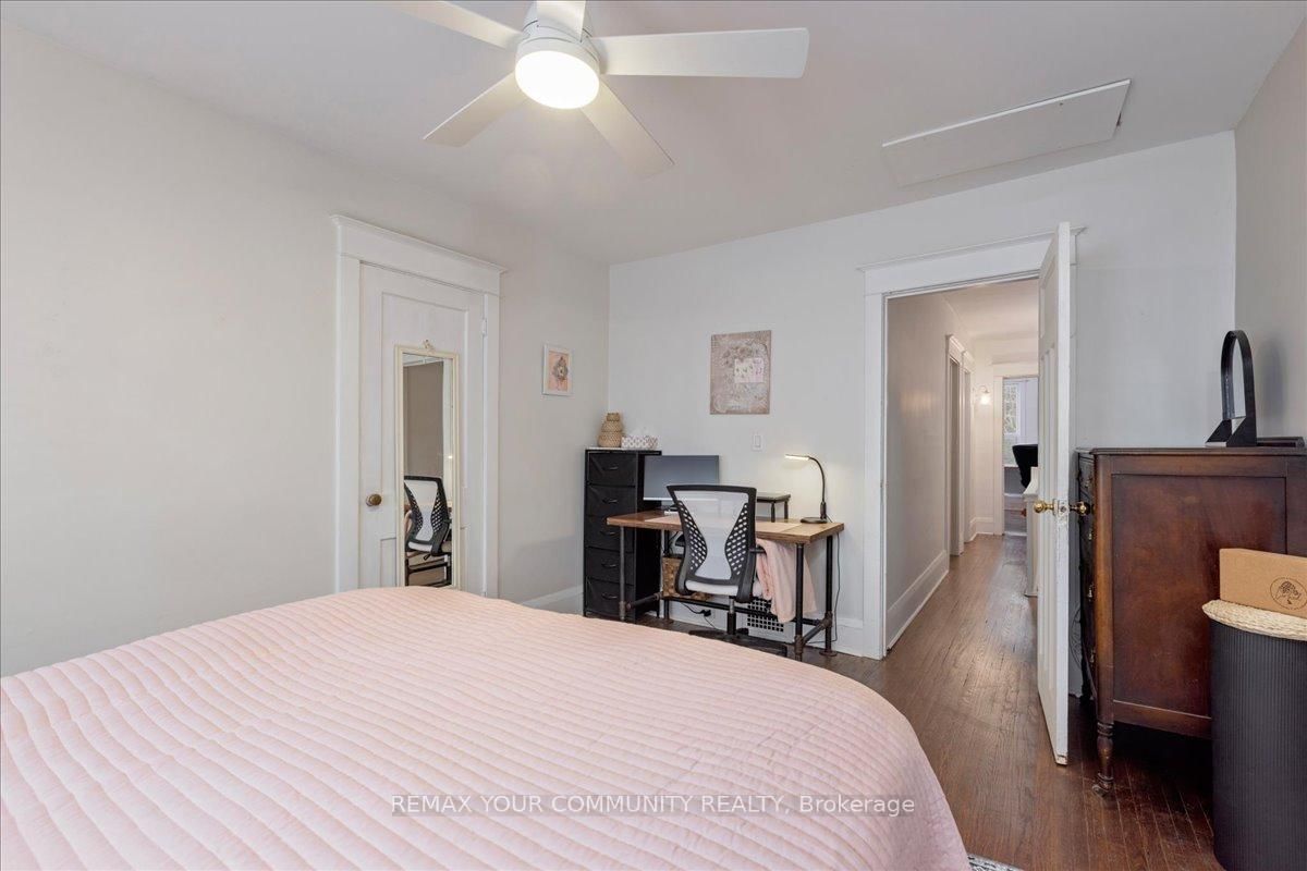 Semi-Detached House for sale at 917 Broadview Avenue, Toronto, Ontario, M4K 2R2 - Playter Estates-Danforth - MLS: E12963330