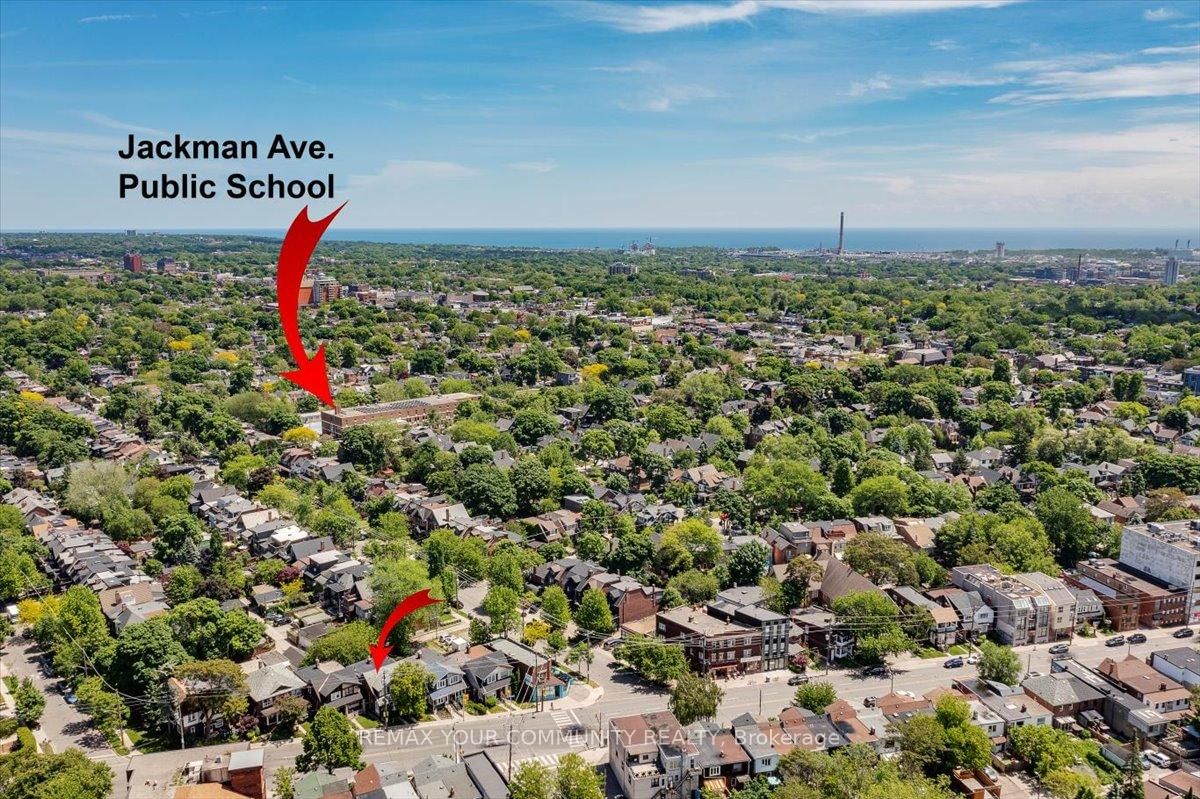 Semi-Detached House for sale at 917 Broadview Avenue, Toronto, Ontario, M4K 2R2 - Playter Estates-Danforth - MLS: E12963330