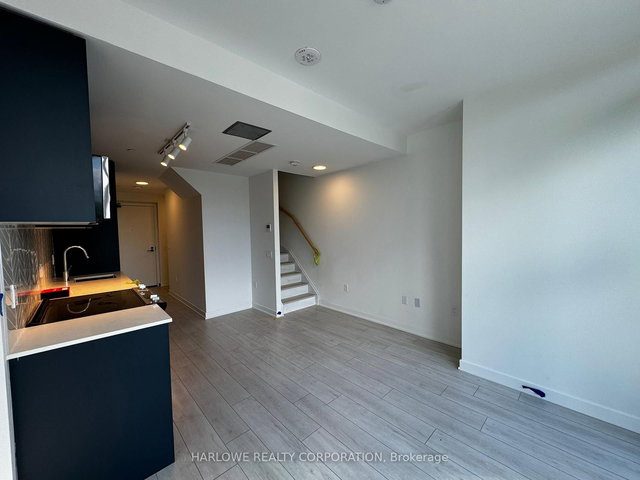 123 B - 1604 Charles Street