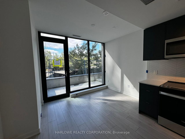 123 B - 1604 Charles Street