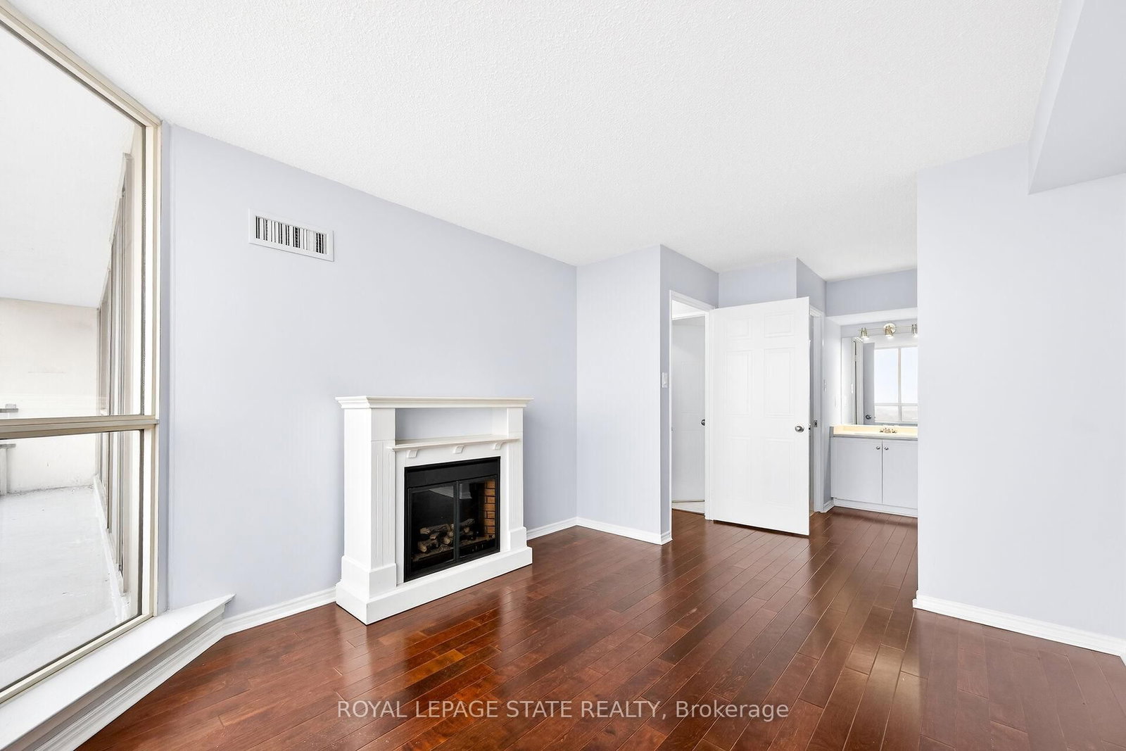 Condo for sale at 1918-3 Greystone Walk Drive, Toronto, Ontario, M1K 5J4 - Kennedy Park - MLS: E12963408