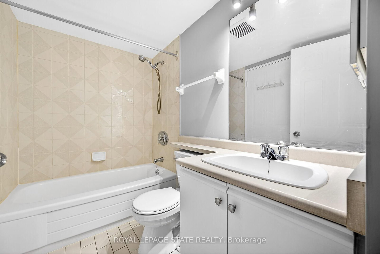 Condo for sale at 1918-3 Greystone Walk Drive, Toronto, Ontario, M1K 5J4 - Kennedy Park - MLS: E12963408