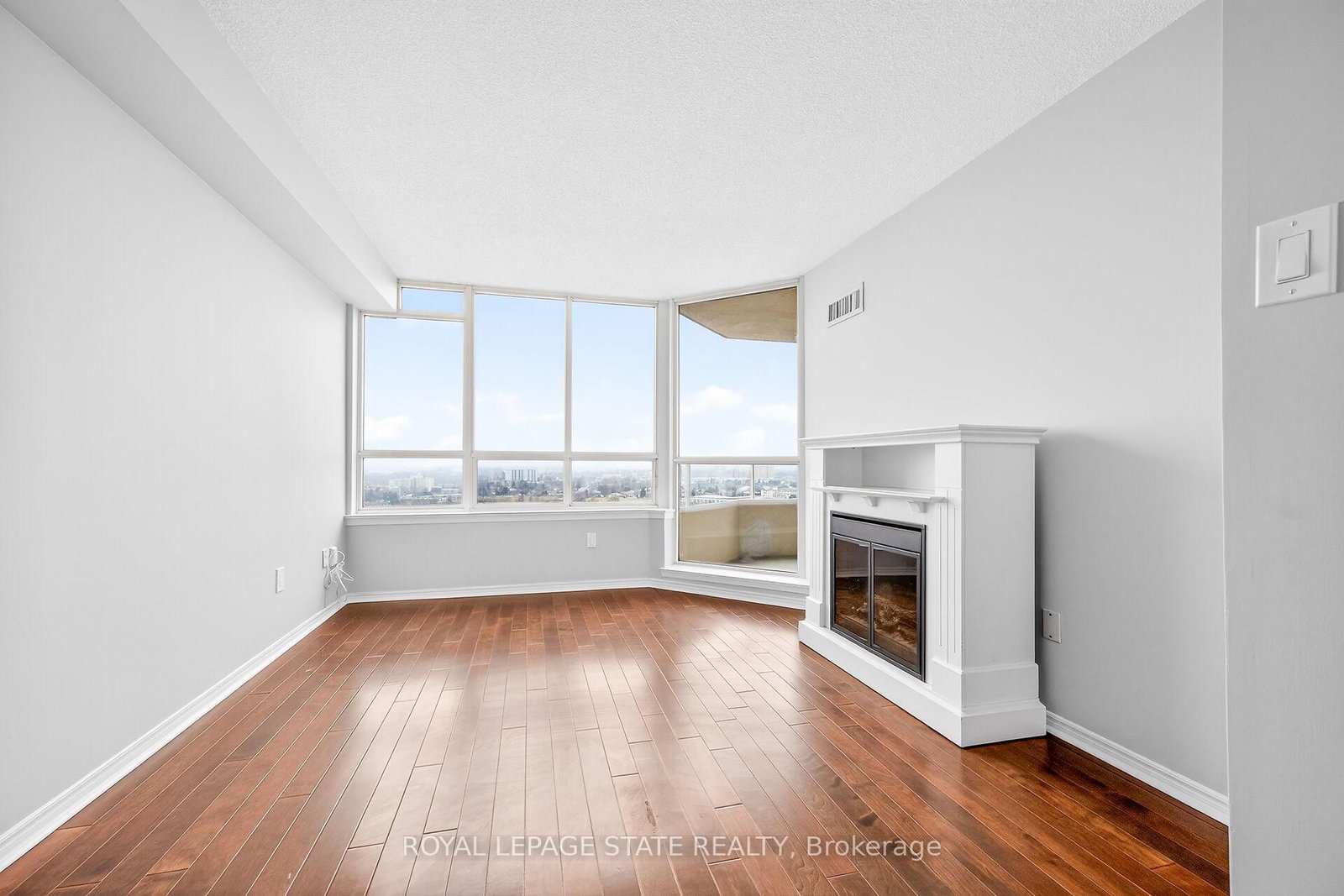 Condo for sale at 1918-3 Greystone Walk Drive, Toronto, Ontario, M1K 5J4 - Kennedy Park - MLS: E12963408