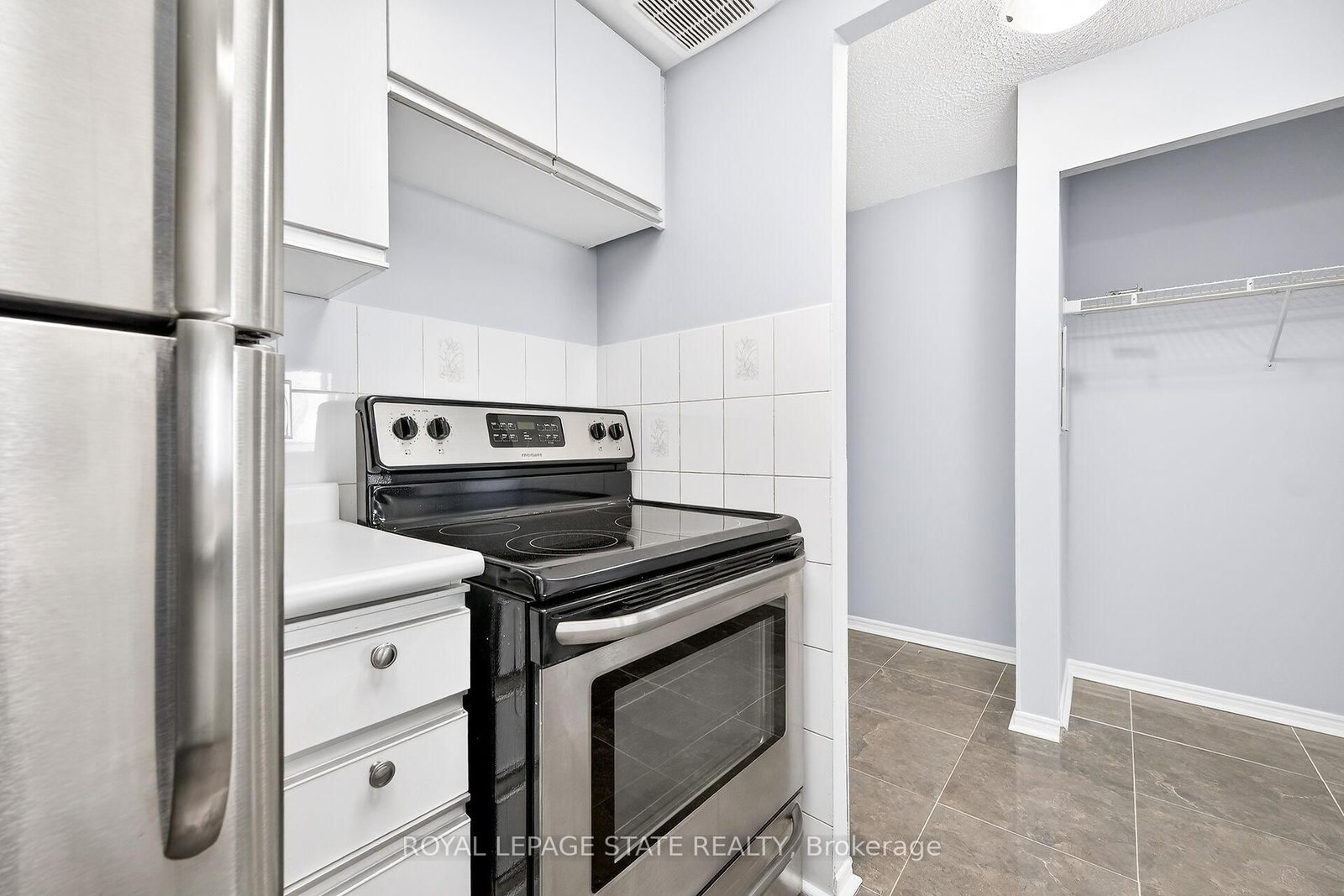 Condo for sale at 1918-3 Greystone Walk Drive, Toronto, Ontario, M1K 5J4 - Kennedy Park - MLS: E12963408