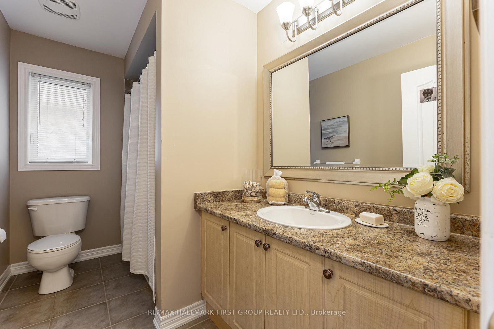 Detached House for sale at 69 Abbyview Drive, Whitby, Ontario, L1P 0A5 - Williamsburg - MLS: E12963440