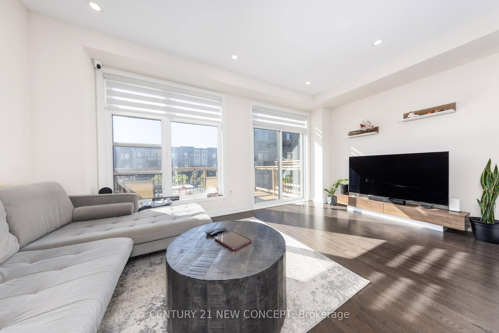 Townhouse for sale at 1671 Hidden Valley Glen, Pickering, Ontario, L1X 0H7 - Duffin Heights - MLS: E12963480