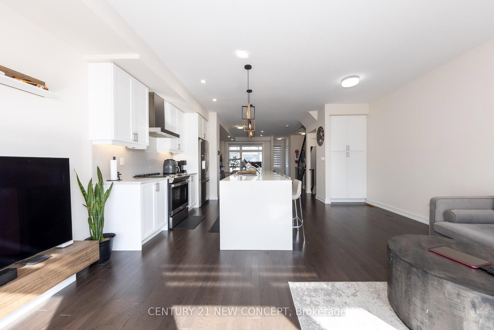 Townhouse for sale at 1671 Hidden Valley Glen, Pickering, Ontario, L1X 0H7 - Duffin Heights - MLS: E12963480