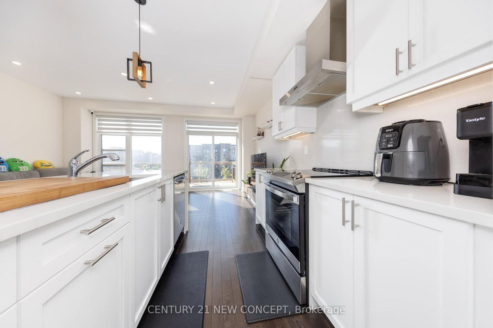 Townhouse for sale at 1671 Hidden Valley Glen, Pickering, Ontario, L1X 0H7 - Duffin Heights - MLS: E12963480