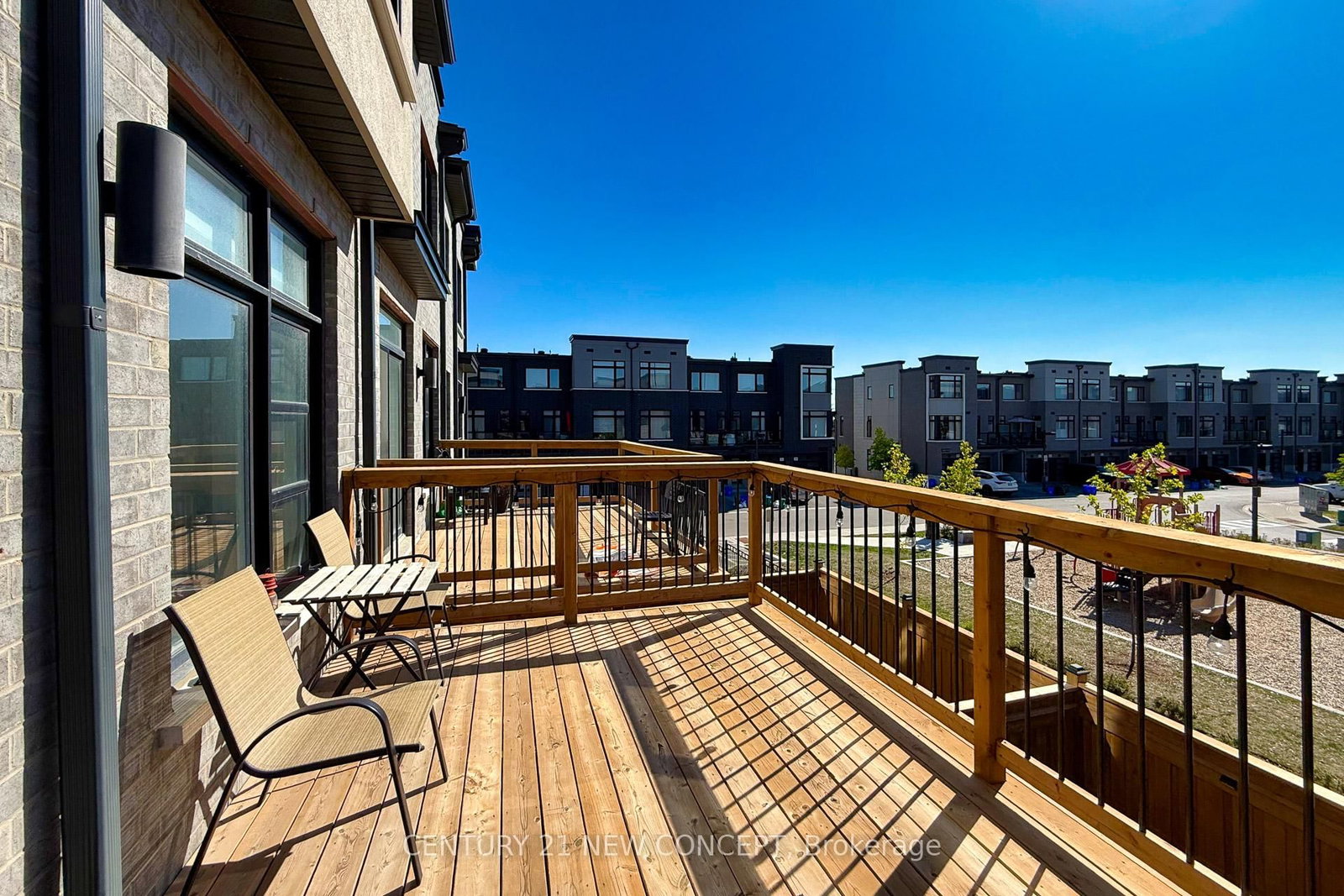 Townhouse for sale at 1671 Hidden Valley Glen, Pickering, Ontario, L1X 0H7 - Duffin Heights - MLS: E12963480