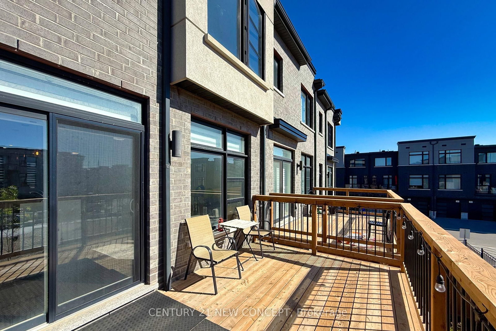 Townhouse for sale at 1671 Hidden Valley Glen, Pickering, Ontario, L1X 0H7 - Duffin Heights - MLS: E12963480