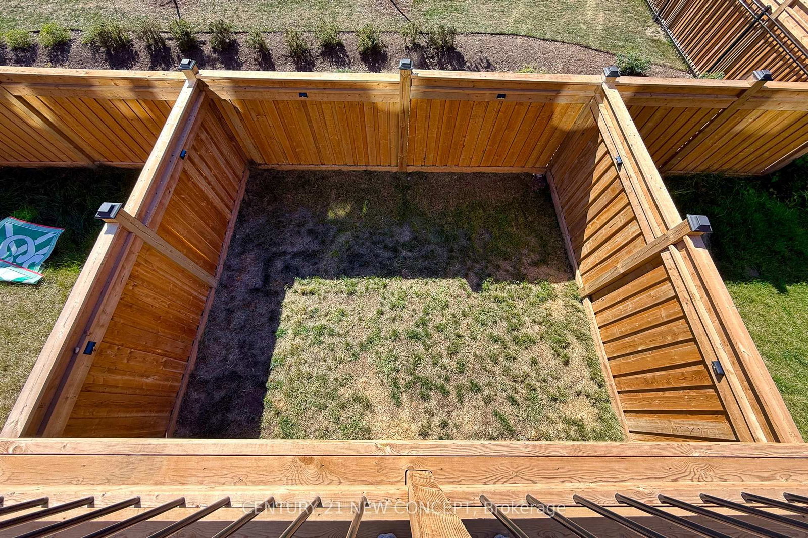 Townhouse for sale at 1671 Hidden Valley Glen, Pickering, Ontario, L1X 0H7 - Duffin Heights - MLS: E12963480