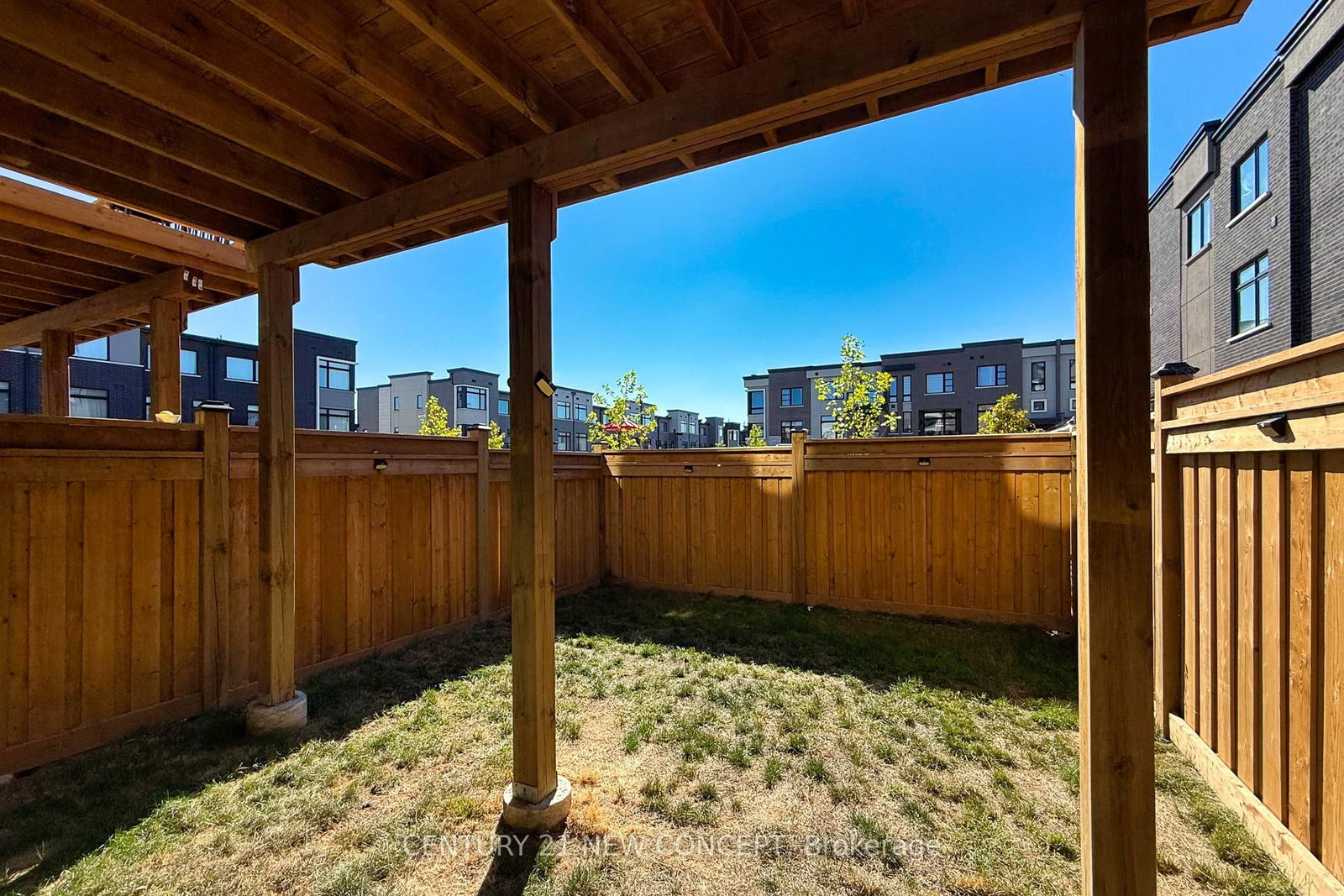 Townhouse for sale at 1671 Hidden Valley Glen, Pickering, Ontario, L1X 0H7 - Duffin Heights - MLS: E12963480