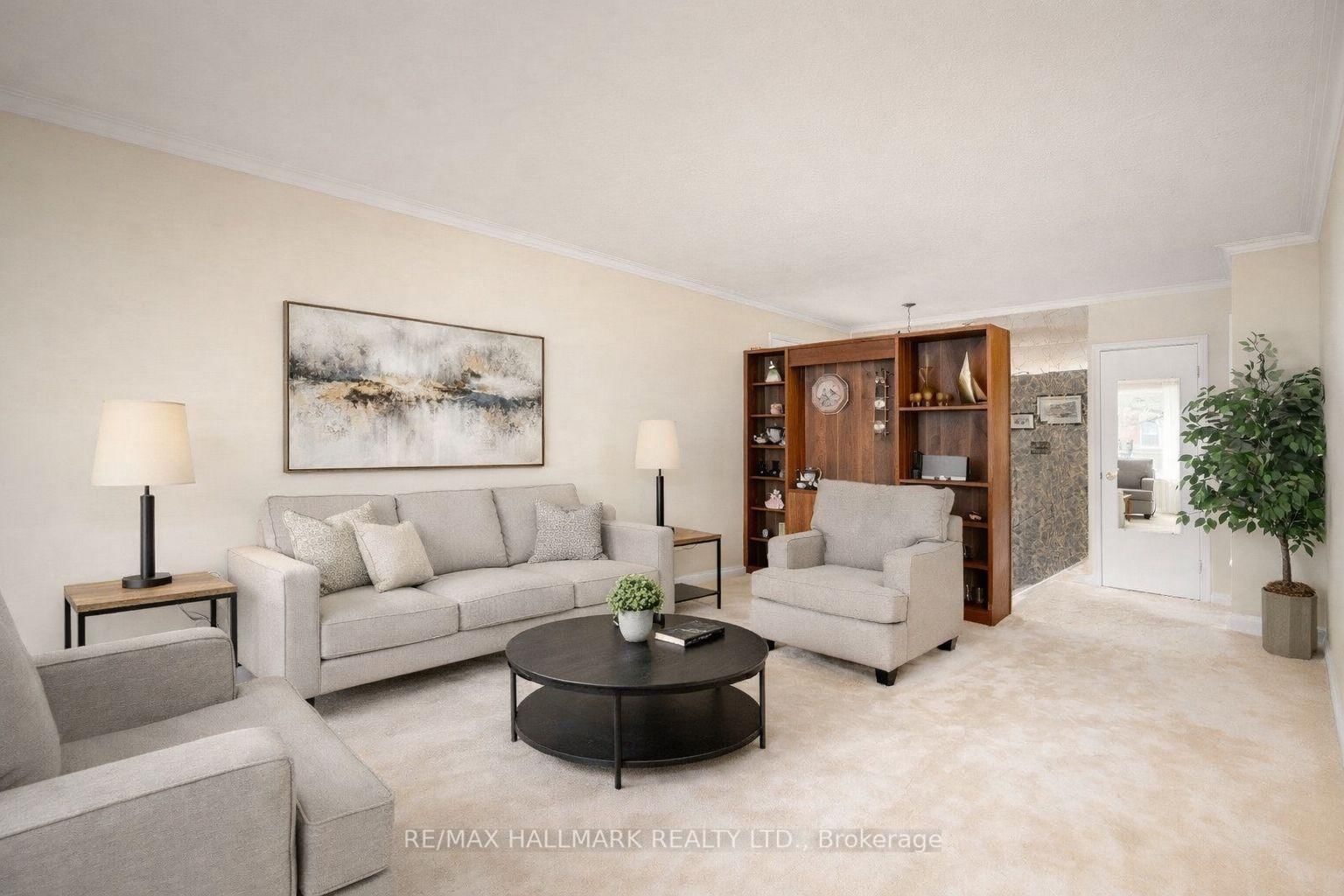 Detached House for sale at 7 Grassington Crescent, Toronto, Ontario, M1G 1X4 - Woburn - MLS: E12963604