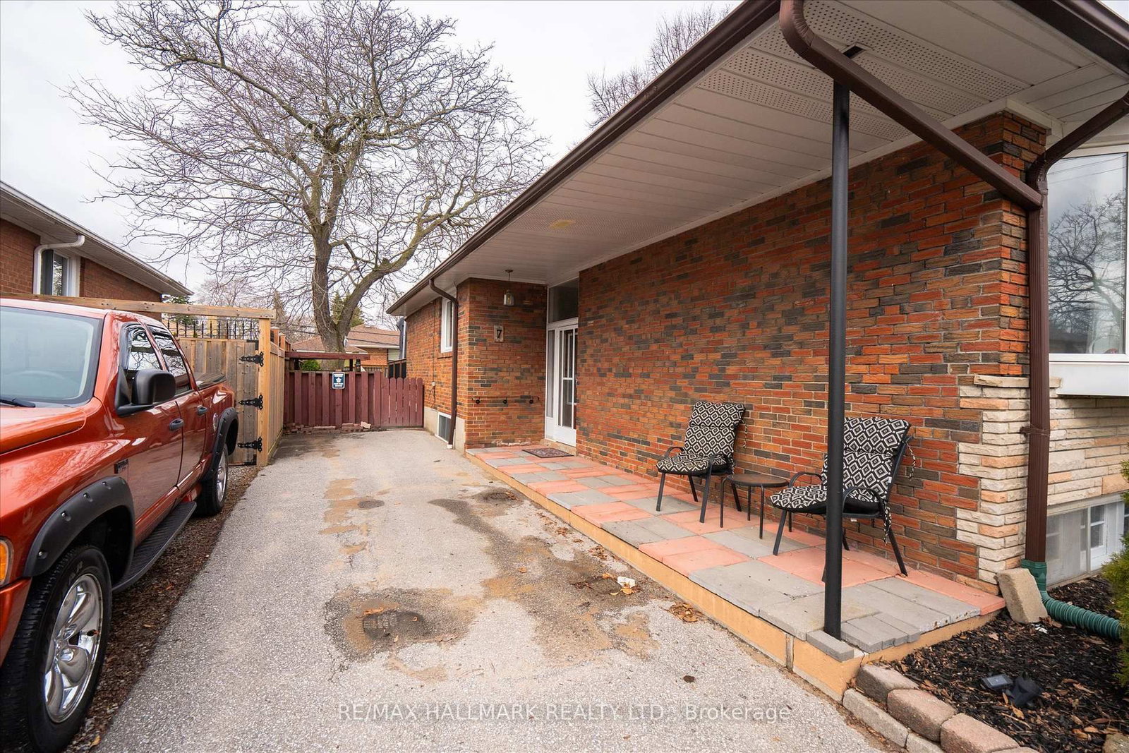 Detached House for sale at 7 Grassington Crescent, Toronto, Ontario, M1G 1X4 - Woburn - MLS: E12963604