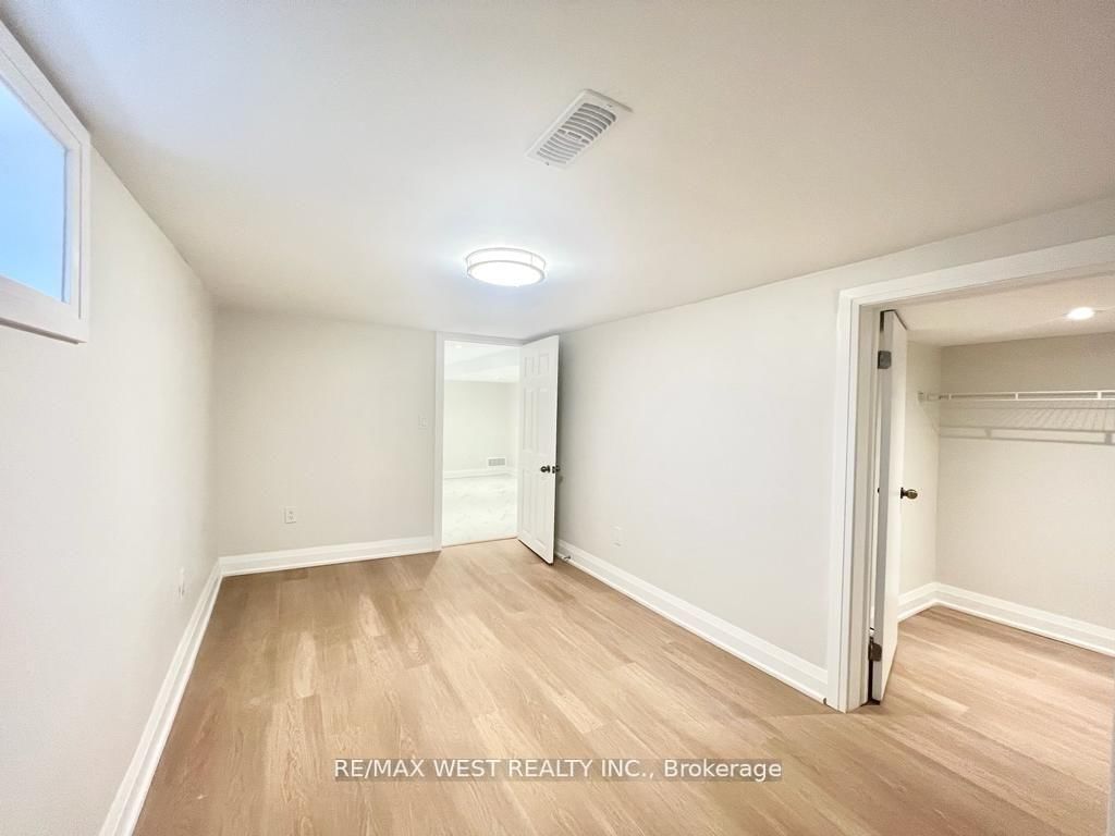 Detached House for lease at BSMT-4 Sutherland Avenue, Toronto, Ontario, M4C 1R8 - Crescent Town - MLS: E12963828