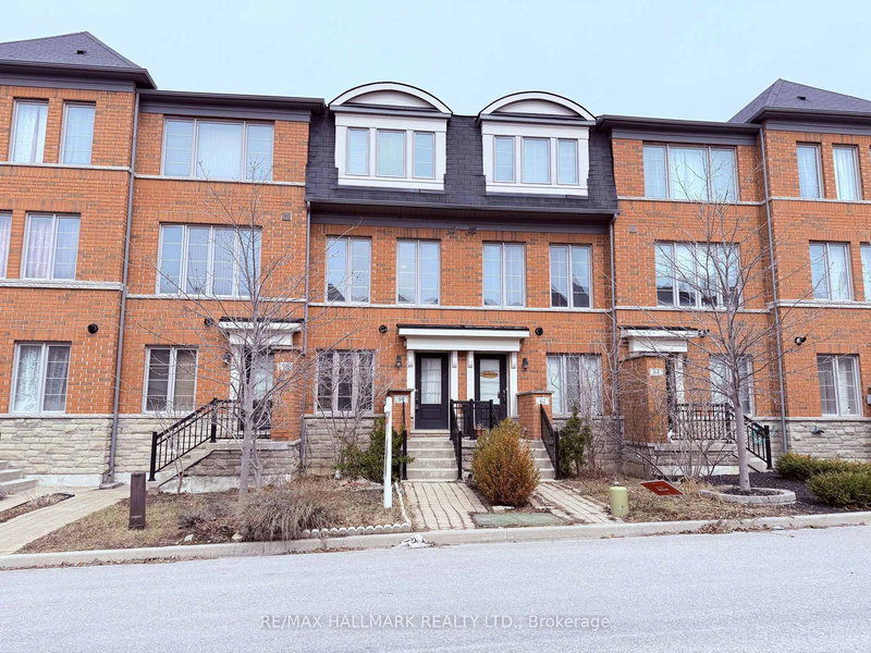 home for lease on 60 Belanger Crescent