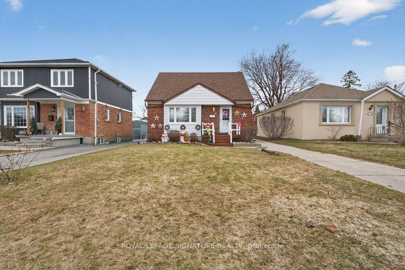 36 Ainsdale Rd, Toronto, M1R 3Y8 | Image 2