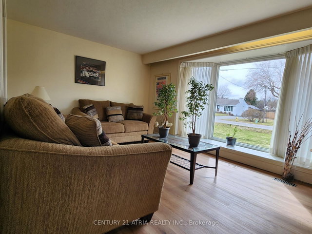 Upper - 366 Meadow Street