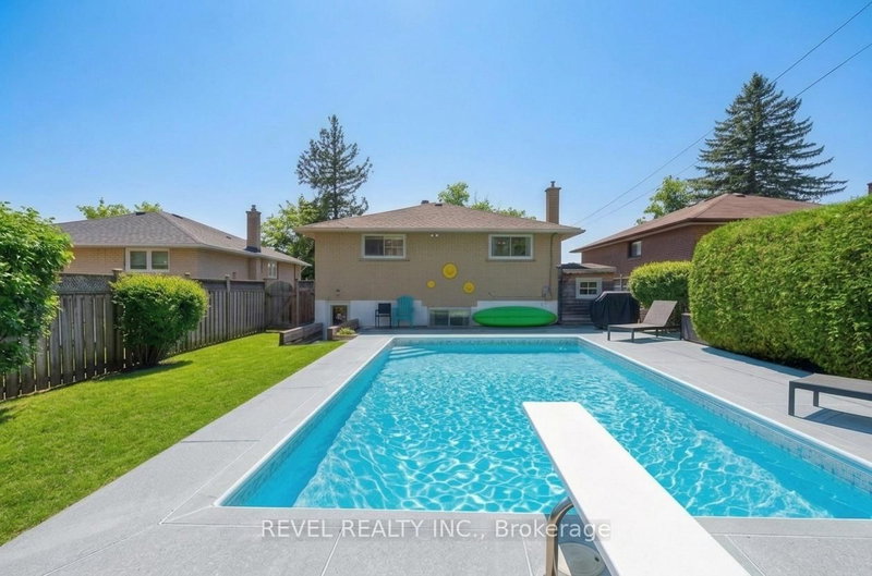 83 Keewatin St S, Oshawa, L1H 6Z2 | Image 2