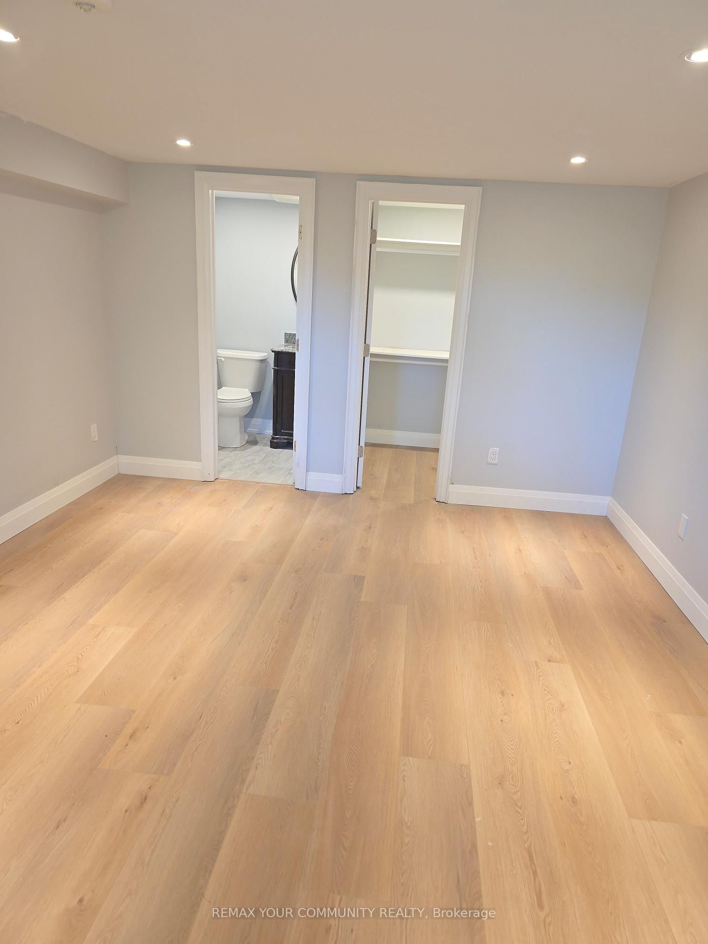 312 Cochrane Street, Unit Lower Level - Photo 11