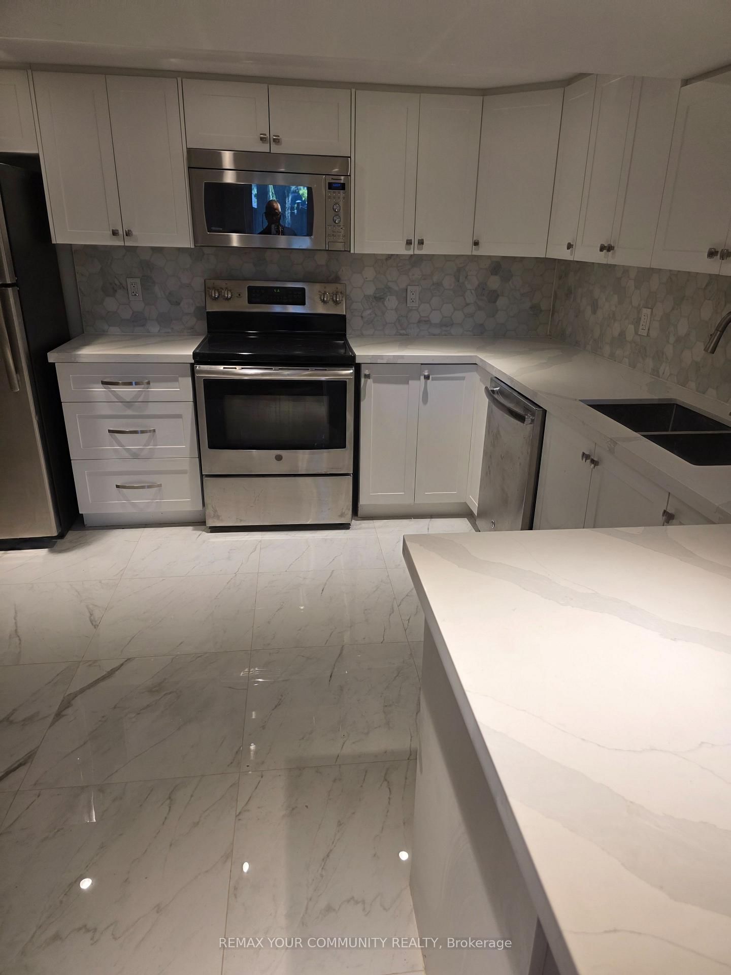 312 Cochrane Street, Unit Lower Level - Photo 4