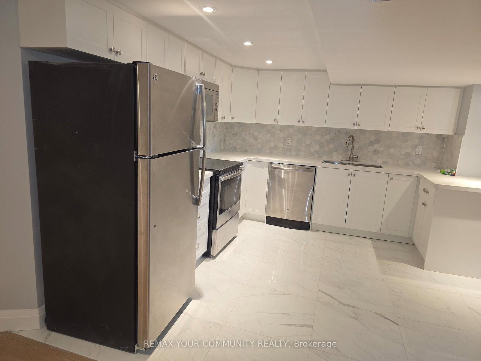 312 Cochrane Street, Unit Lower Level - Photo 6