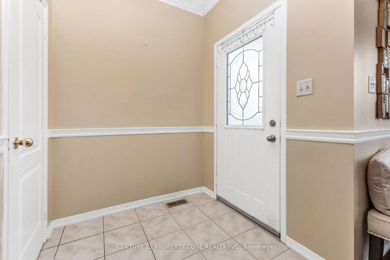 16 Armitage Cres, Ajax, L1T 4G6 | Image 3