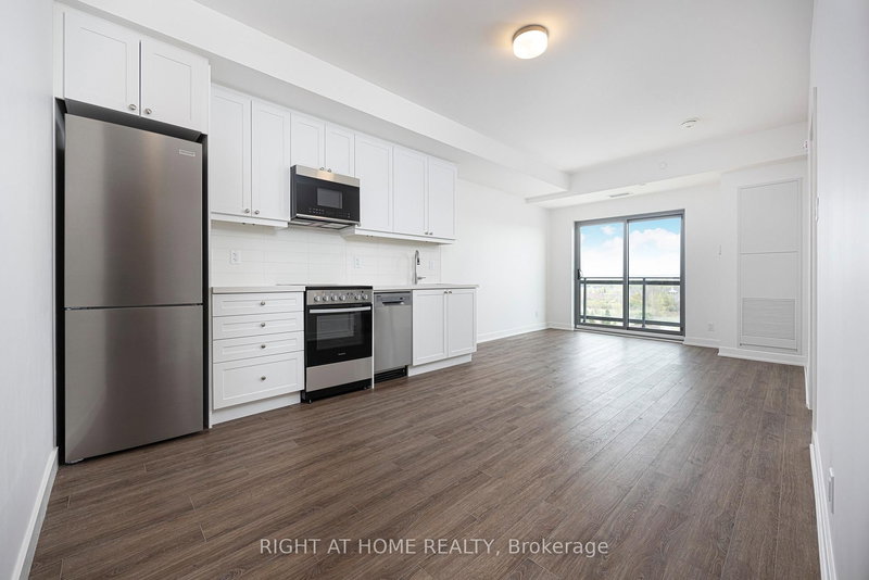 1106 - 55 Clarington Blvd, Clarington, L1C 0A1 | Image 3