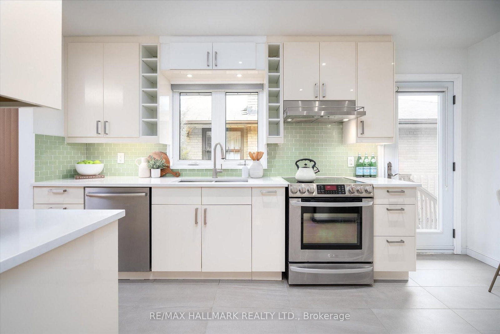 Detached House for sale at 3782 St.Clair Avenue, Toronto, Ontario, M1M 1V2 - Cliffcrest - MLS: E12965992