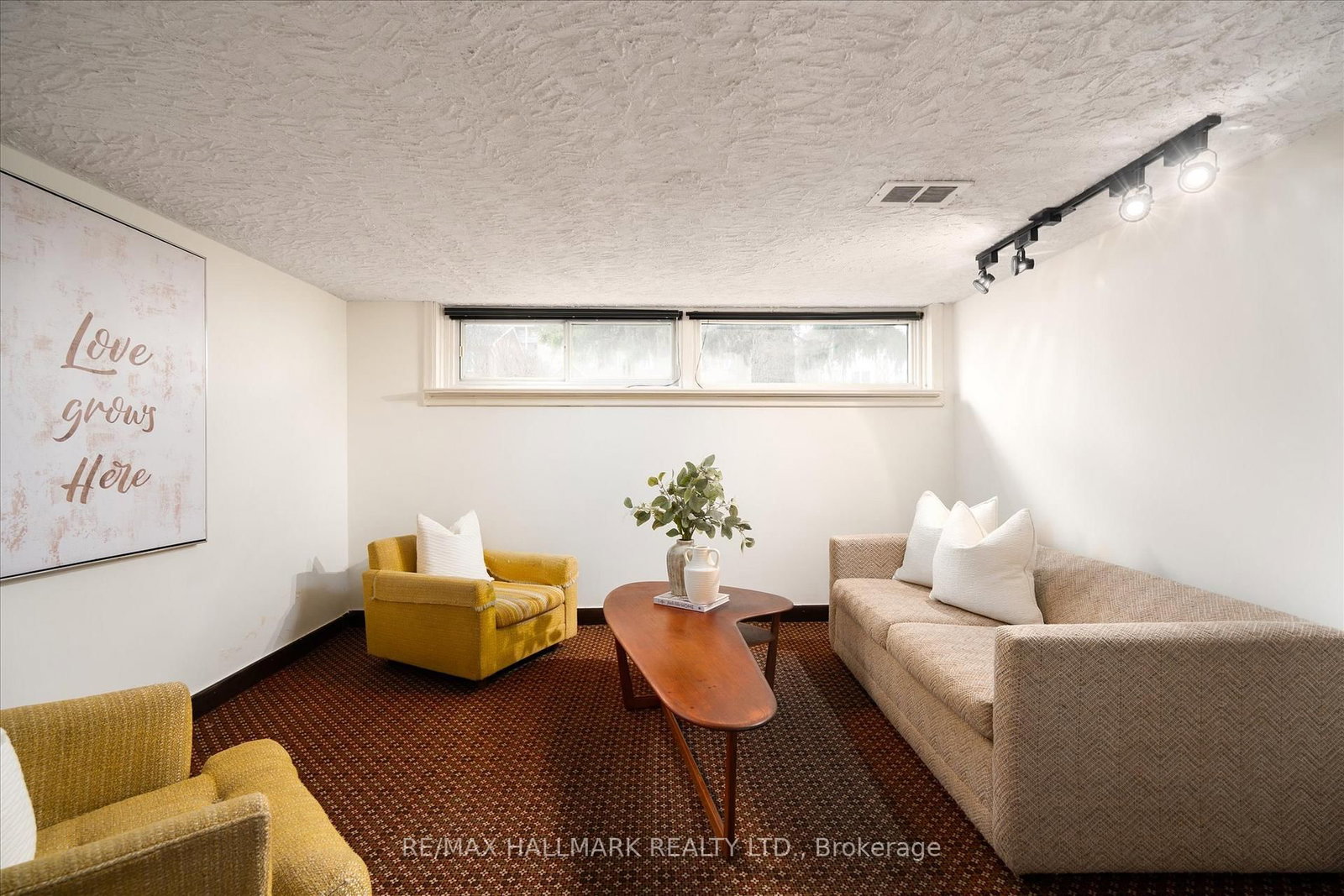 Detached House for sale at 3782 St.Clair Avenue, Toronto, Ontario, M1M 1V2 - Cliffcrest - MLS: E12965992